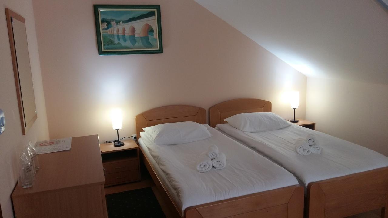 Stari Mlin Hotel Vrsac Zewnętrze zdjęcie