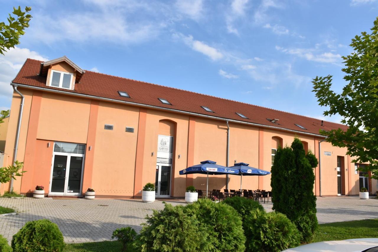 Stari Mlin Hotel Vrsac Zewnętrze zdjęcie